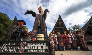 5D4N EXPLORING NORTH SUMATRA’S ICONIC LANDMARKS